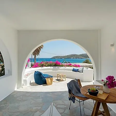 Kameo, Antiparos Town
