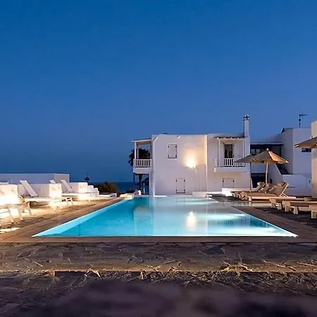Kameo, Antiparos Town